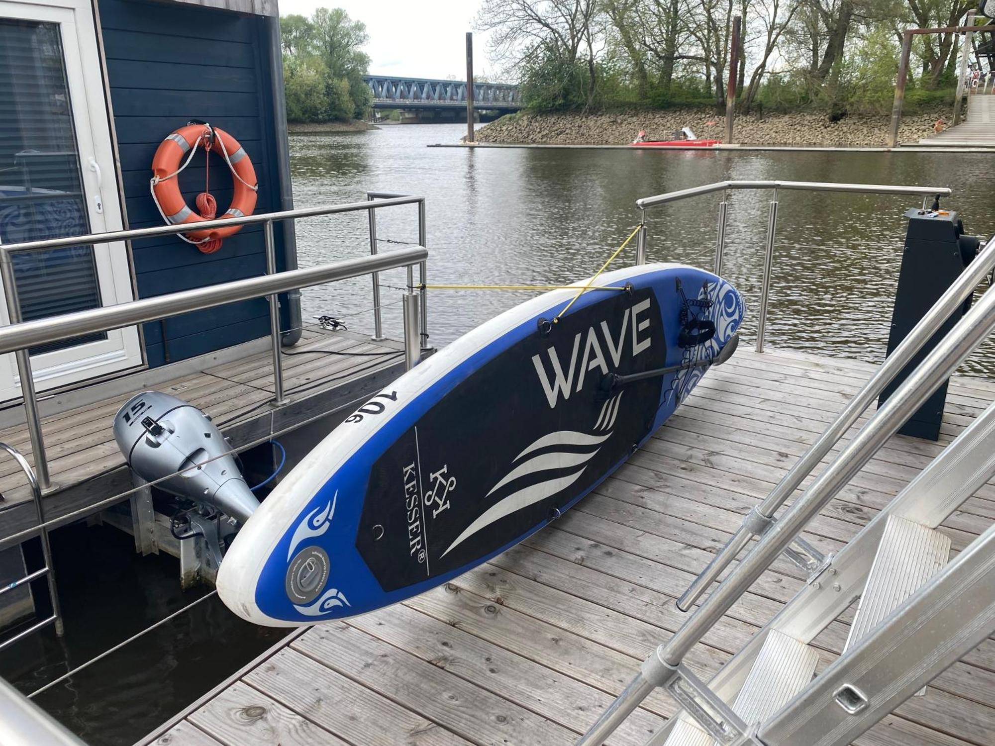 Hausboot Off Im Diamantgraben An Der Elbe Hotel Hamborg Eksteriør billede