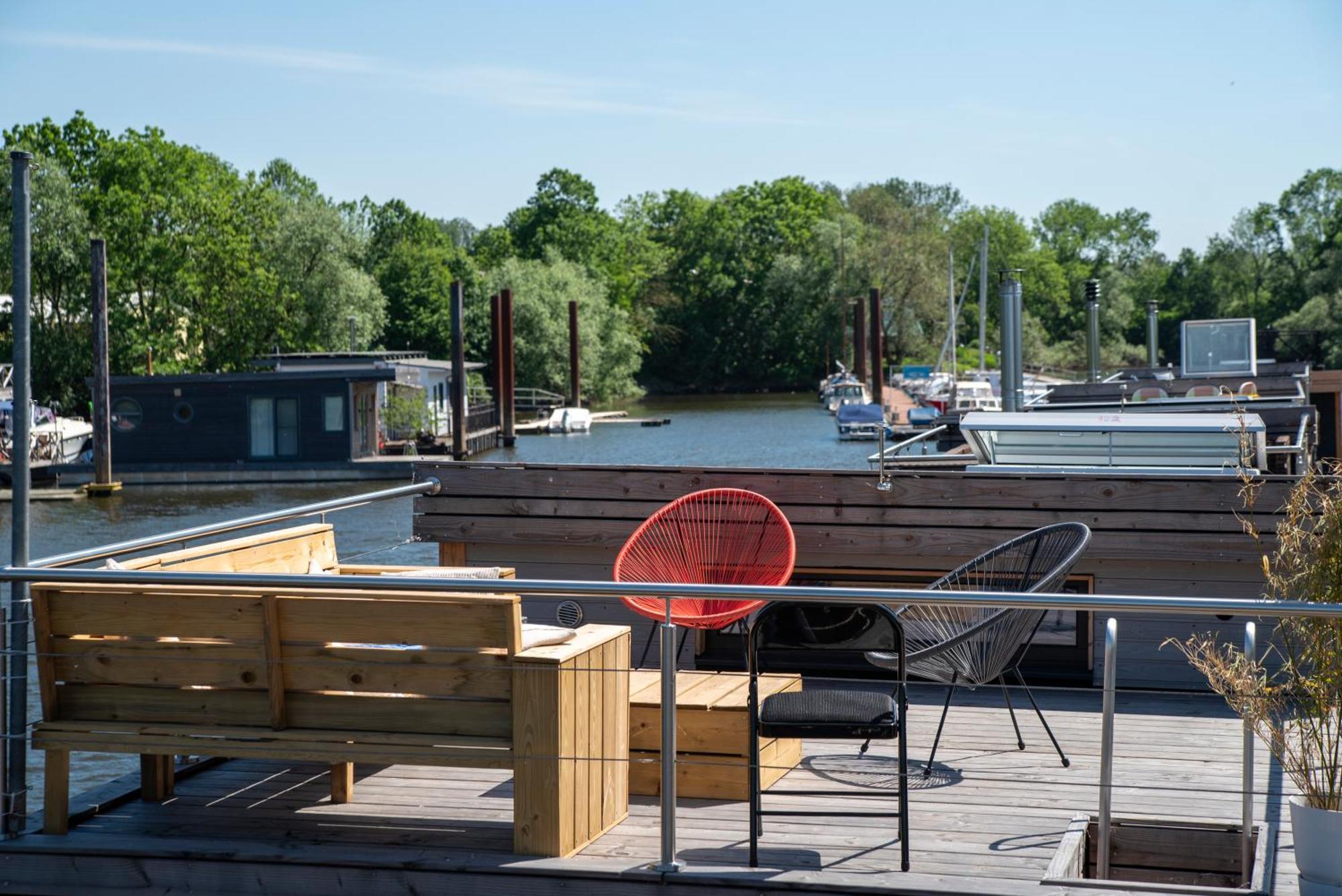 Hausboot Off Im Diamantgraben An Der Elbe Hotel Hamborg Eksteriør billede