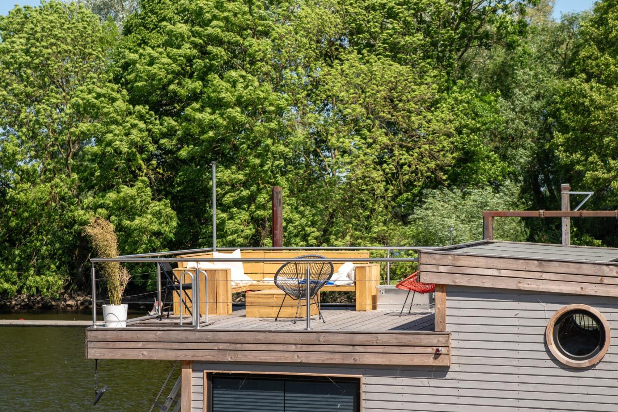 Hausboot Off Im Diamantgraben An Der Elbe Hotel Hamborg Eksteriør billede